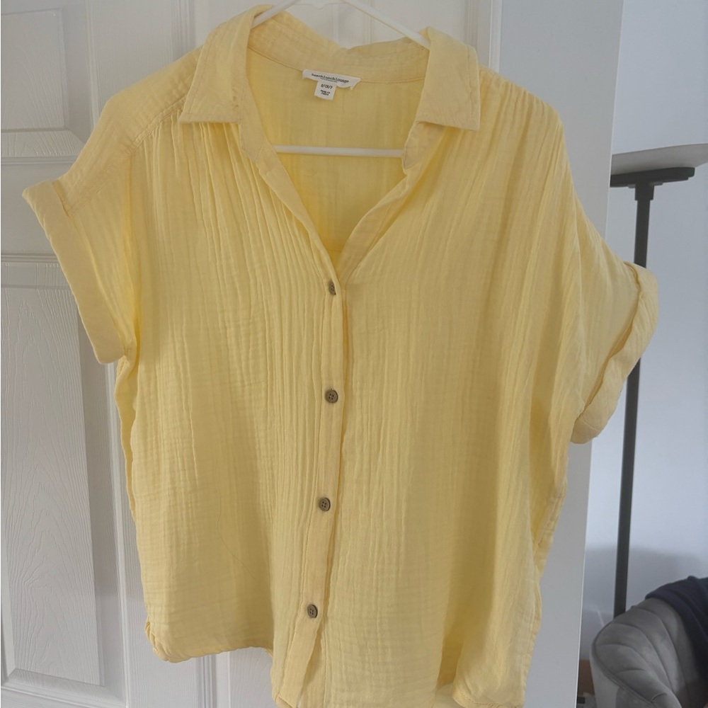 beachlunchlounge Light Yellow Button-Down Shirt